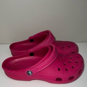 Crocs Hot Pink  Size 6
